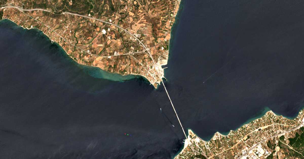 Mapa por satélite de Antírrion