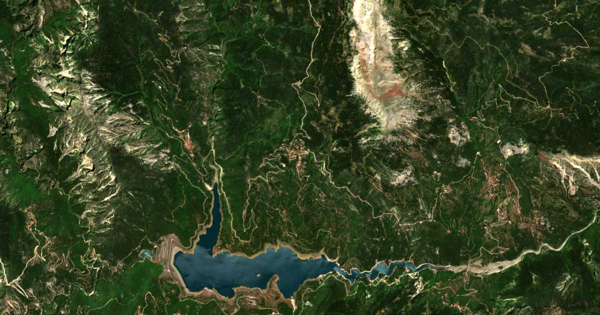 Mapa por satélite de Aráchova