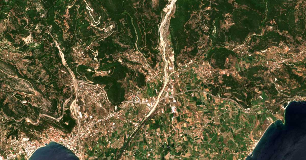 Mapa por satélite de Káto Dáfni