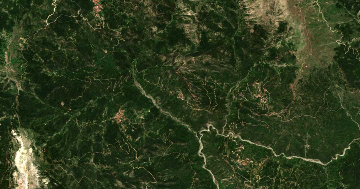 Mapa por satélite de Mandriní