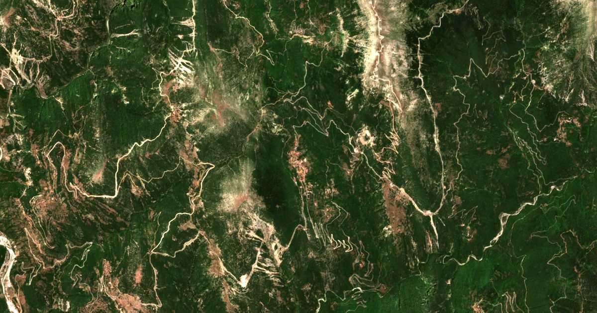 Mapa por satélite de Plátanos