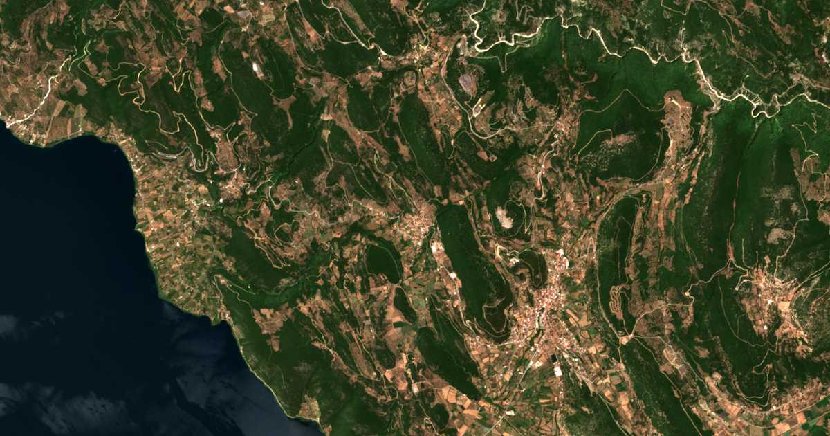Mapa por satélite de Agía Sofía