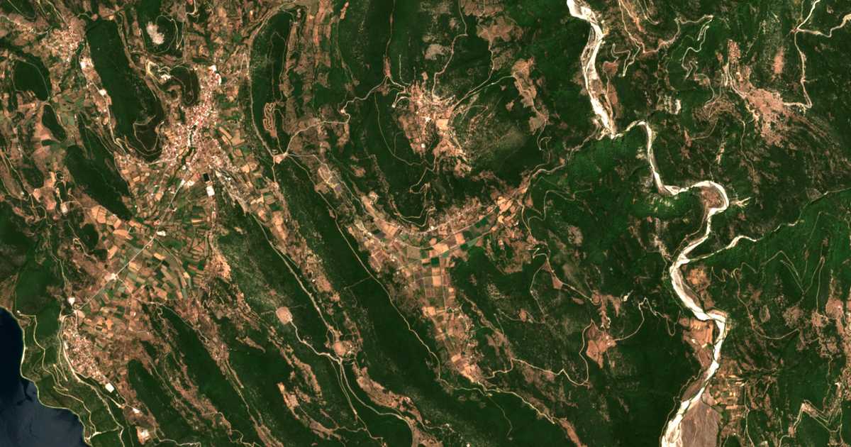 Mapa por satélite de Káto Chrysovítsa