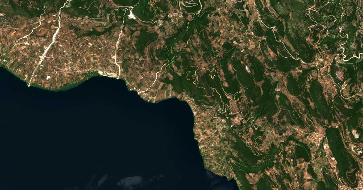 Mapa por satélite de Pérevos