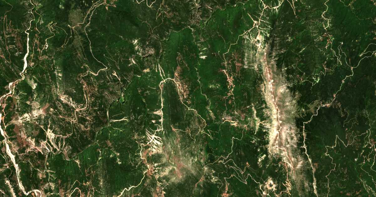 Mapa por satélite de Pérkos
