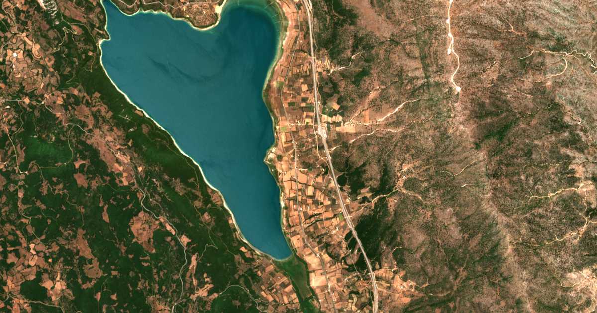 Mapa por satélite de Rívion