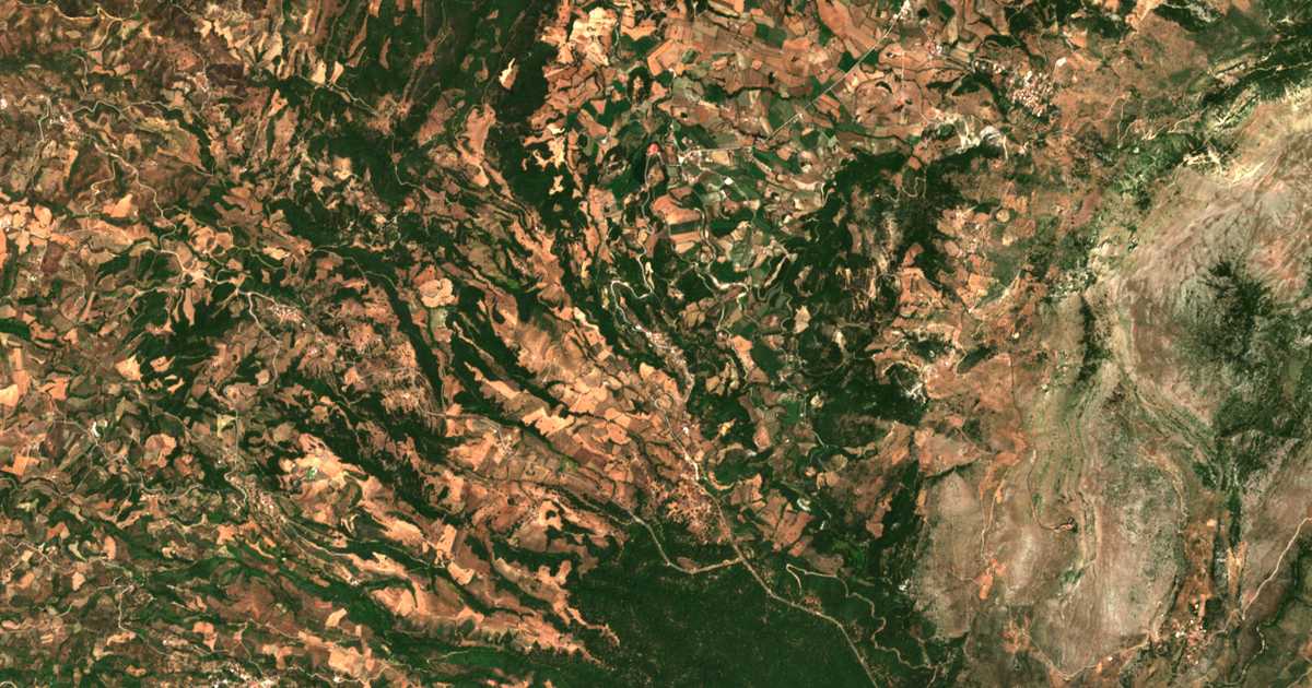 Mapa por satélite de Agía Triás