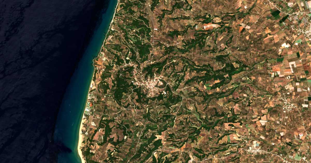 Mapa por satélite de Kástron