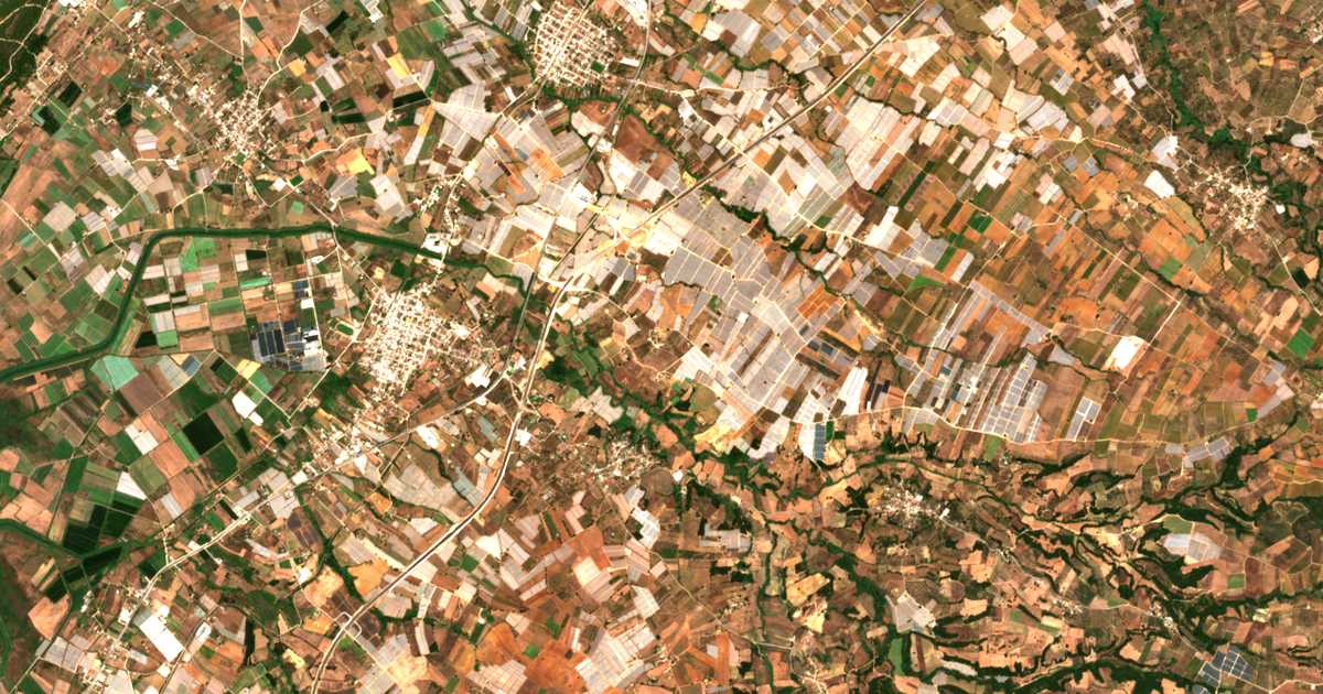 Mapa por satélite de Kómi