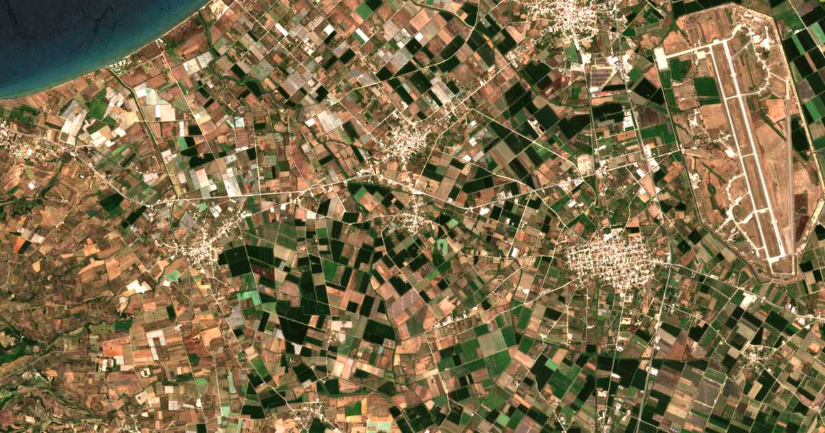 Mapa por satélite de Stroúsion