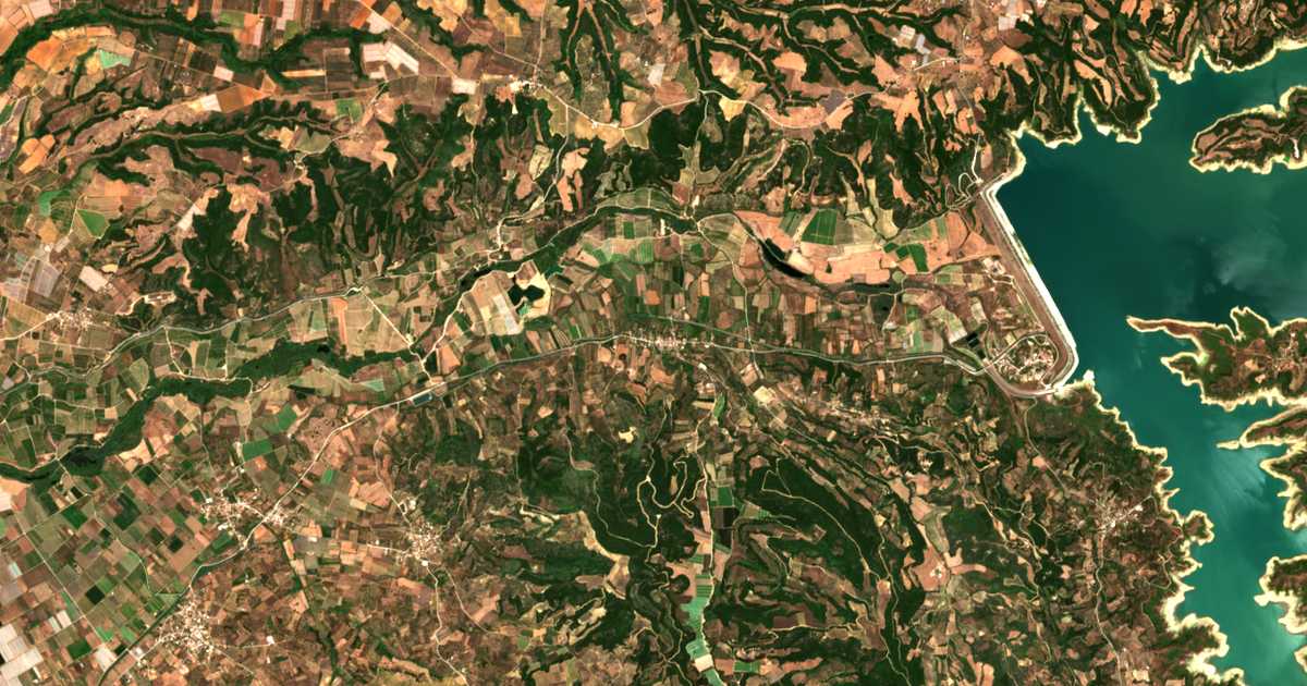 Mapa por satélite de Ágios Dimítrios