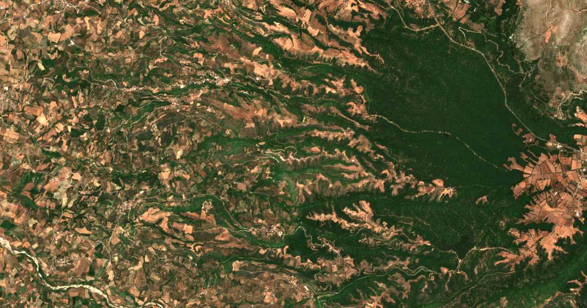 Mapa por satélite de Ágnanta