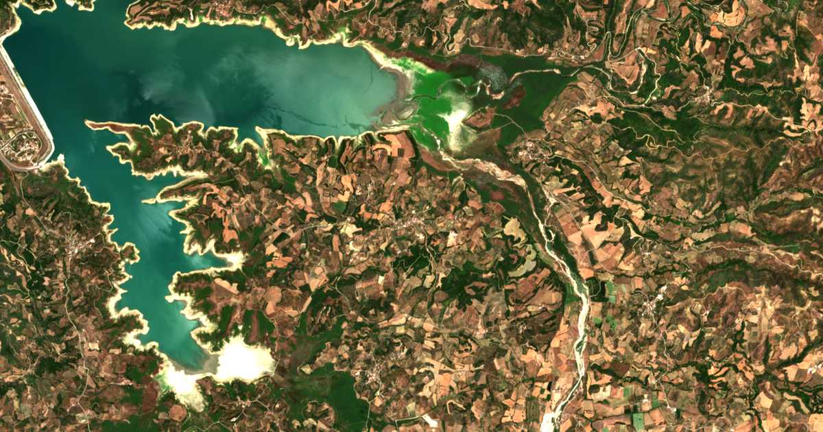 Mapa por satélite de Velanídion