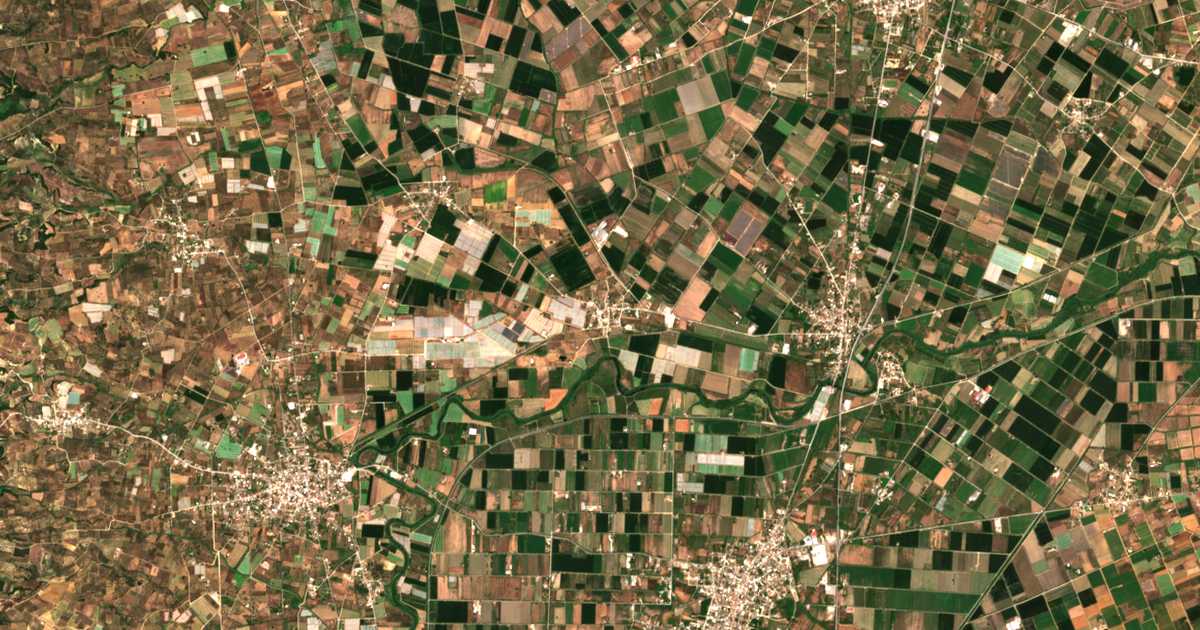 Mapa por satélite de Kardiakáftion