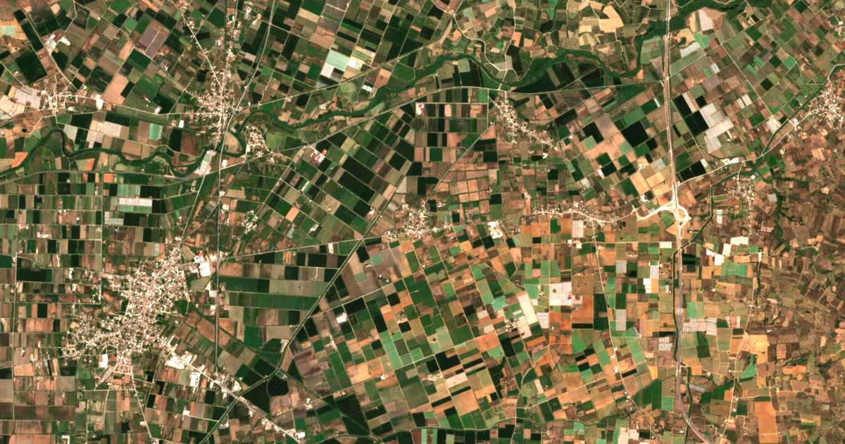 Mapa por satélite de Kóroivos