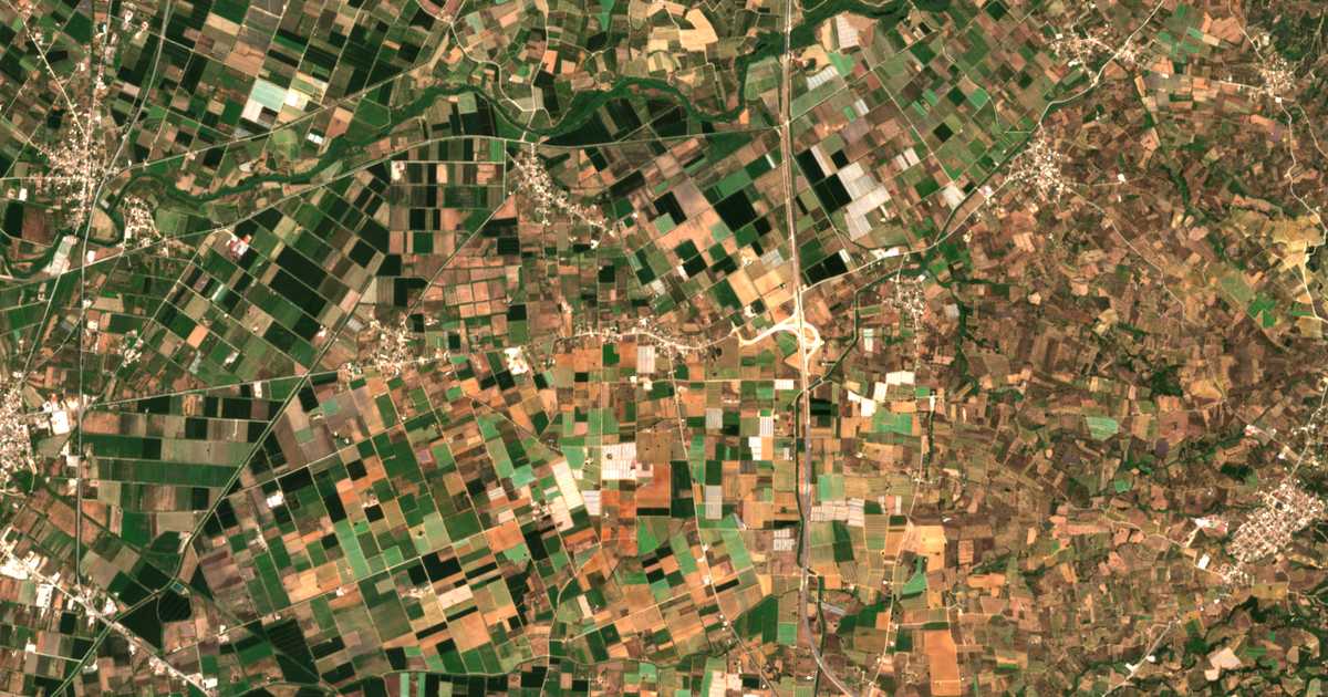 Mapa por satélite de Roupákion