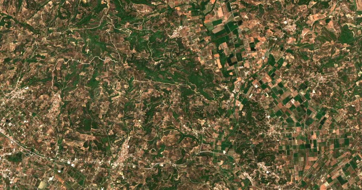 Mapa por satélite de Ágios Geórgios