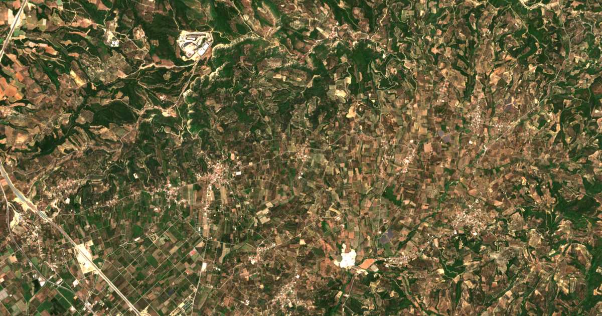 Mapa por satélite de Fonaḯtika