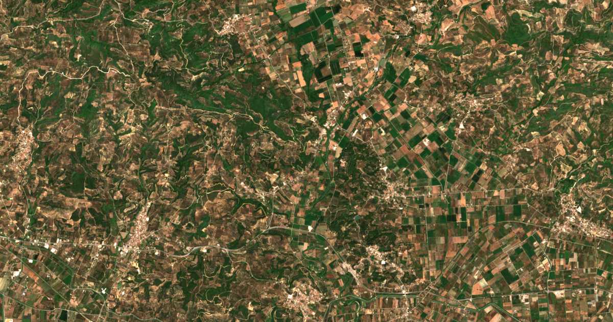 Mapa por satélite de Kámpos