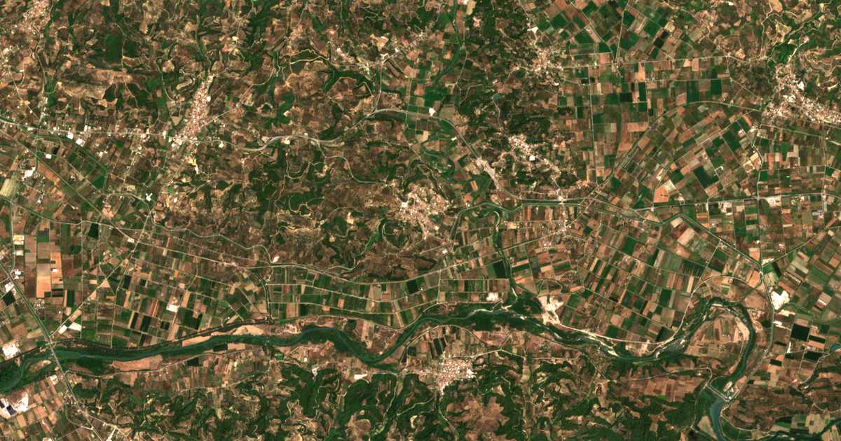 Mapa por satélite de Salmóni
