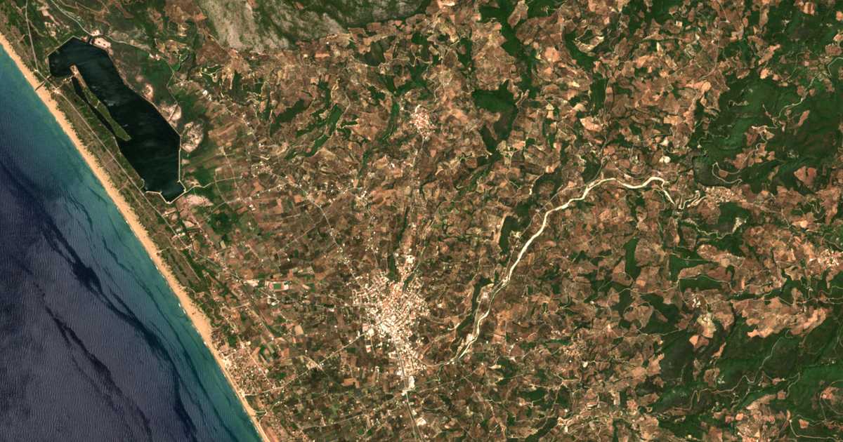 Mapa por satélite de Ágios Nikólaos