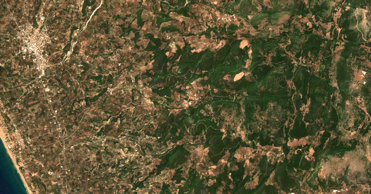 Mapa por satélite de Kalídona