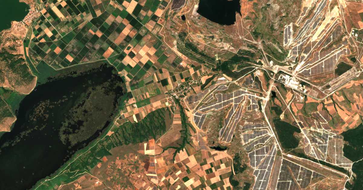 Mapa por satélite de Anárgyroi