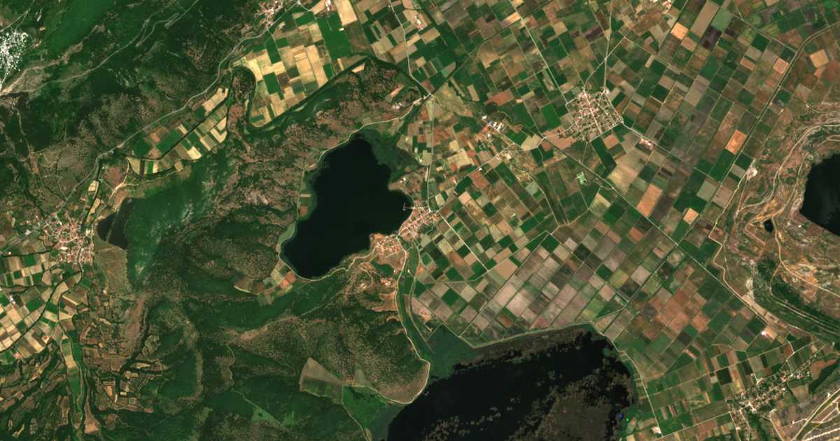 Mapa por satélite de Limnochórion