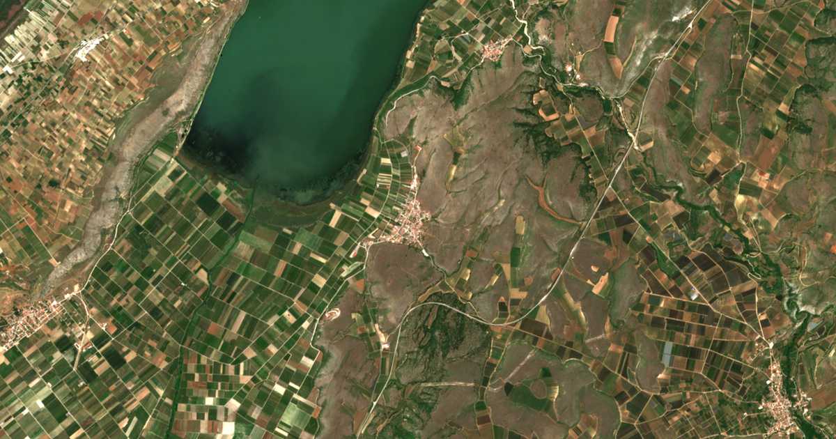 Mapa por satélite de Maniákion