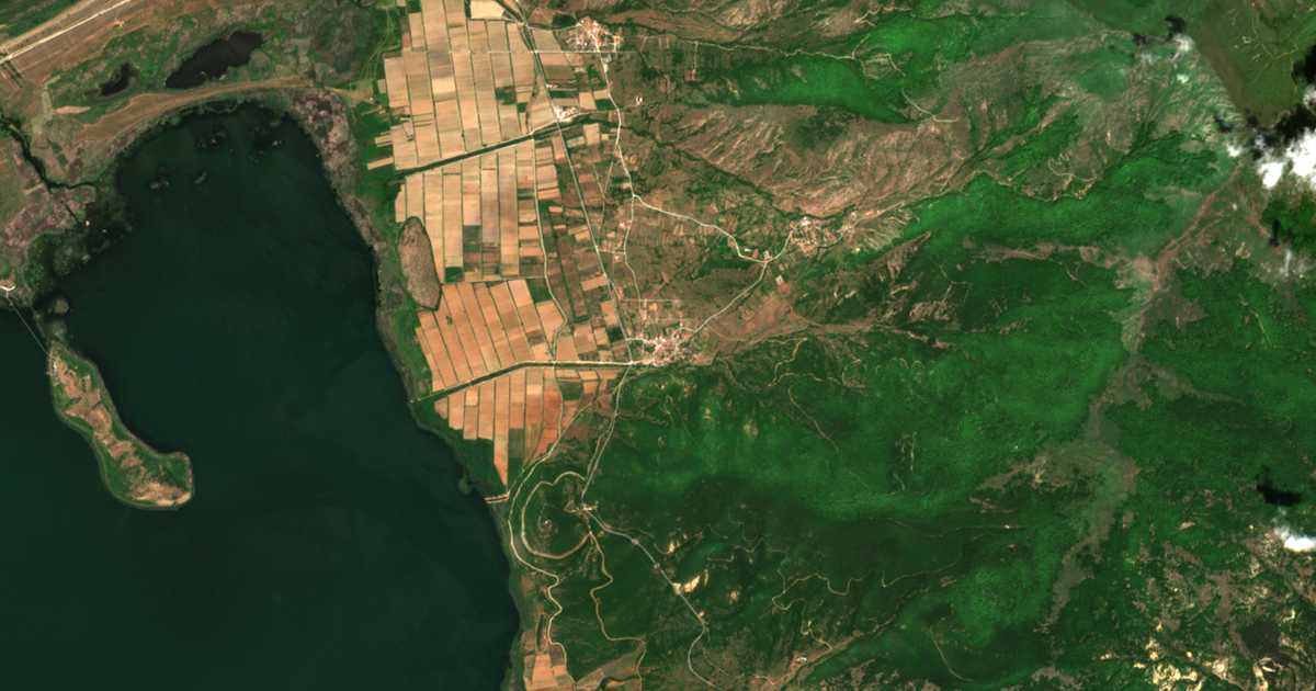 Mapa por satélite de Lefkón