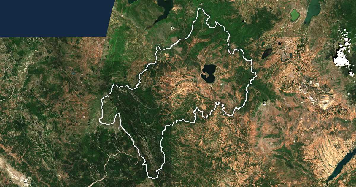 Imagen de satélite con el límite trazado: Unidad periférica de Kastoriá