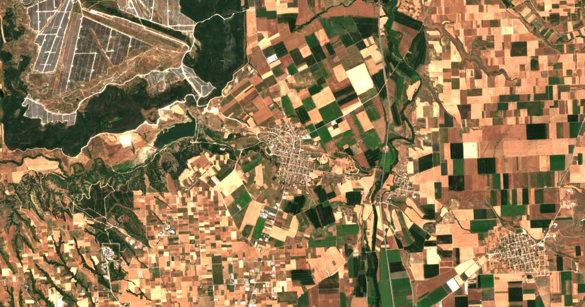 Mapa por satélite de Perdíkkas