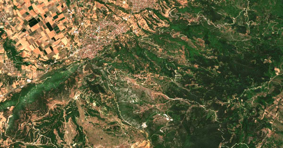 Mapa por satélite de Kastaniá