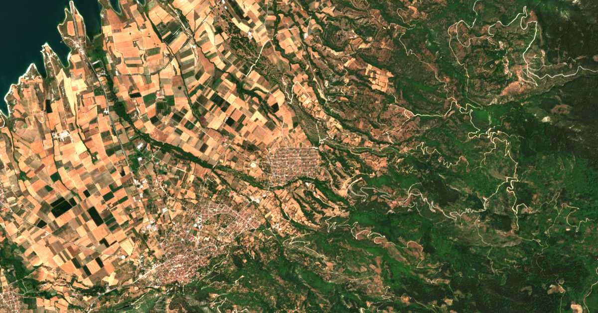 Mapa por satélite de Platanórrevma
