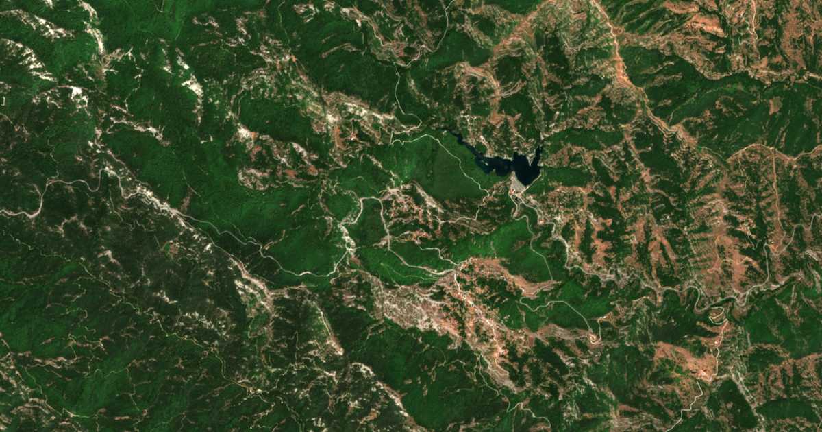 Mapa por satélite de Vythós